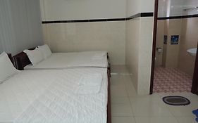 Hung Hieu Hotel  2*