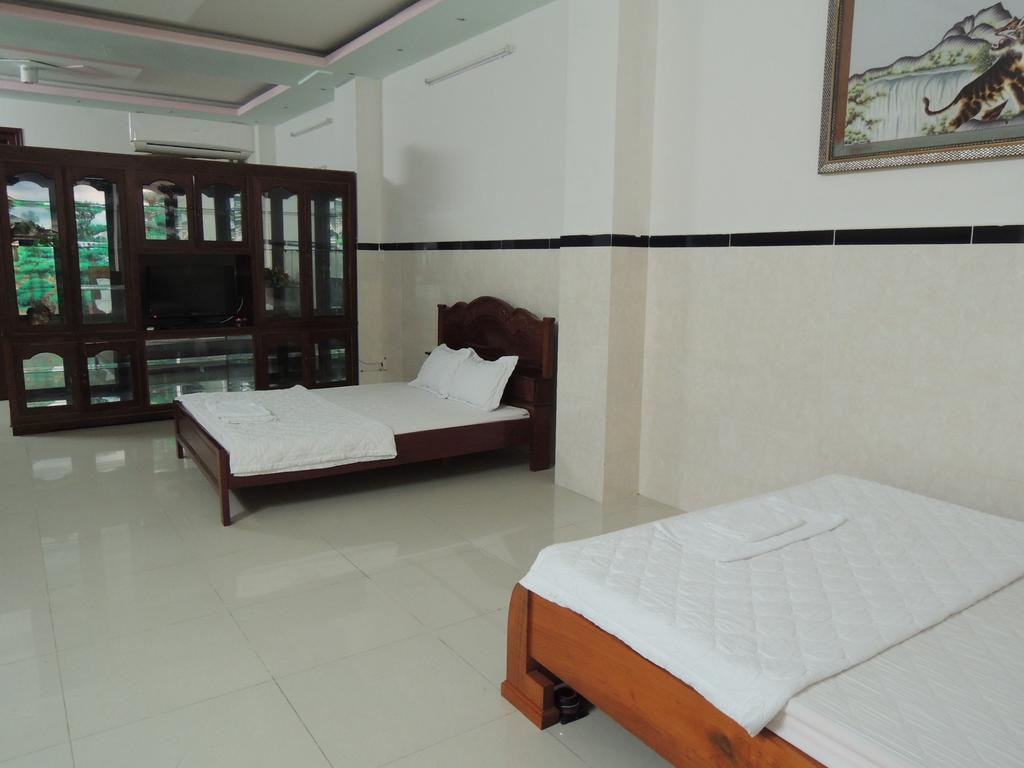 Hung Hieu Hotel Mỹ Tho Phòng bức ảnh