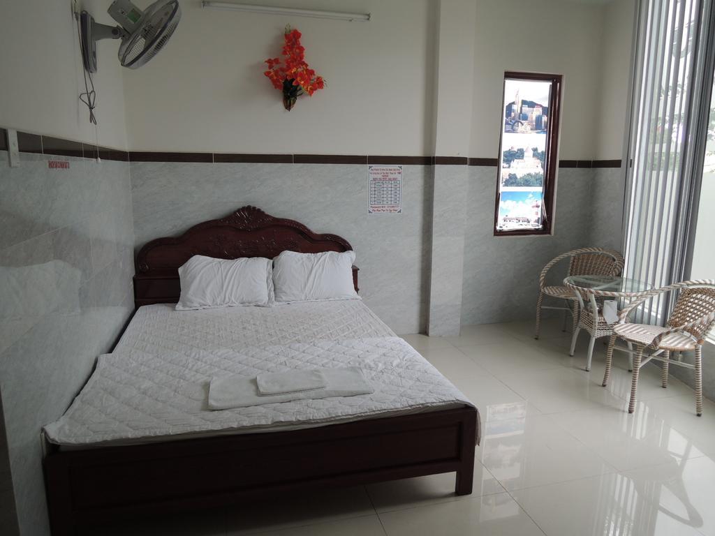 Hung Hieu Hotel Mỹ Tho Phòng bức ảnh