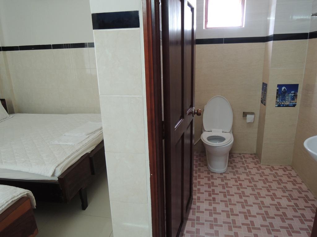 Hung Hieu Hotel Mỹ Tho Phòng bức ảnh