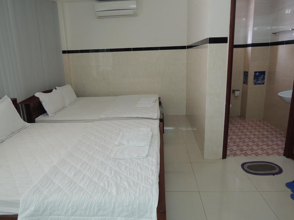 Hung Hieu Hotel Mỹ Tho Phòng bức ảnh